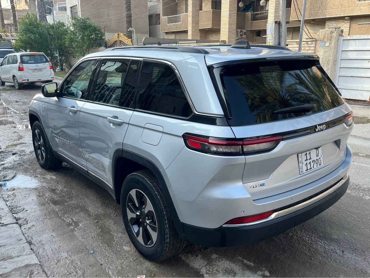 جيب كراند شيروكي لمتد هايبرد بلك ان

‎وارد امريكي فول بدون ايرباك  كلين دخول جديد 
‎‏ Grand Cherokee limited 4Xe 2024 2.0L
‎  فول مواصفات ماشيه 41 الف  ميل 
‎لون سلفر  مميز
‎ رقم بغداد 
‎🟫 حجم المحرك ٢٠٠٠ تيربو جارج ٣٧٥ حصان مع محرك الكهرباء اسرع من الهيمي

‎نظام الشحن : الشحنة الوحدة تمشيك ٤٥ كيلو بدون بانزين نهائيا يعني بالداخل متحتاج بانزين بس اشحن كهرباء  

‎  محرك تيربو + هايبرد + بلك ان 
‎جميع الايرباكات  سليمه 
‎صور امريكا موجوده  طخه خفيفه بخشم جاملغ على كد شبر  مصلح بارد
‎وتكحيل بلكارت 

‎🔴 حساسات خلفية

‎🔴 ‏‎حساسات جانبيه بالمري

‎🔴 خمسة راكب 

‎🔴 رادار 360 درجة 

‎🔴  تحديد مسار   

‎🔴  تبريد قطعتين 

‎🔴خمس انضمة قيادة 

‎🔴 بانوراما 

‎🔴 دفع رباعي. 

‎🔴 كير ماوس مع وضعيات القياده المختلفه للجبال والطرق الوعره والرمال والطين

‎🔴 شفتات ستيرن 

‎🔴 هاند بريك بصمه 

‎🔴 ️مقود جلد + تدفئة 

‎🔴 شفتات ستيرن

‎مواصفات 

‎1️⃣ لايتات لد 

‎2️⃣ هيترات في الكشن 

‎3️⃣ شاشات دجتل شاشه كبيرة مع نفكيشن GPS بدون نت 

‎4️⃣ كراسي خزن ميموري  

‎5️⃣ سستم صوت ALPINEو دمام خلفي بلادي 

‎6️⃣ تشغيل عن بعد

‎7️⃣ نظام محاكاة العجلة الذكي 

‎8️⃣ نظام ملاحة 

‎9️⃣ نظام قيادة ذاتية بريك امامي خلفي اوتو (توقف ذاتي عند السهو)     

‎🔟 مكان بغداد الدوره 
‎ابو طياره  
السعر 32 قفل قفل قفل
‎للاستفسار : 

0787477152 بغداد, العراق


**إذا كنت صاحب هذا الإعلان وتريد حذفه لأي سبب، رجاءا أرسل رسالة إلى الدعم الفني**