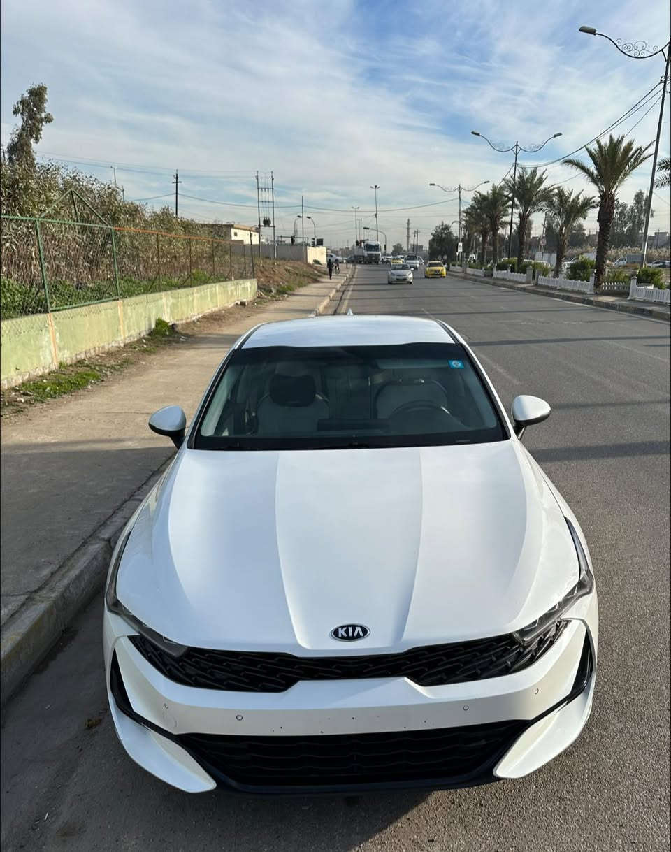 للبيع k5 خليجي موديل 21 العداد 130k مكينة 2500 رقم بغداد جديد بيها تبديل ٣ قطع امامي نفس اللون وصبغ فقط بداية التكمة مكان السيارة موصل
السعر/165
***********
