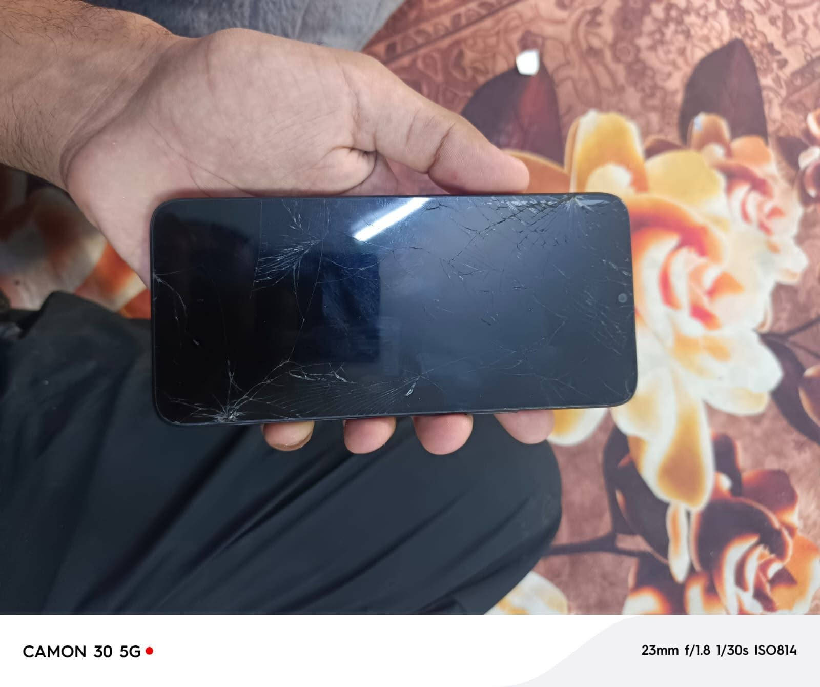 HONOR X5 Plus جهاز كلشي مابيه جهاز بس شاشه مفطوره مثل ماوضح كدامكم 
البيع سعره 85 رجاء لحد يقيم بكيفه اليريد يعمل يجي خاص بدون ملحقات جهاز كلشي مكفول بس شاشه مفطوره


**إذا كنت صاحب هذا الإعلان وتريد حذفه لأي سبب، رجاءا أرسل رسالة إلى الدعم الفني**