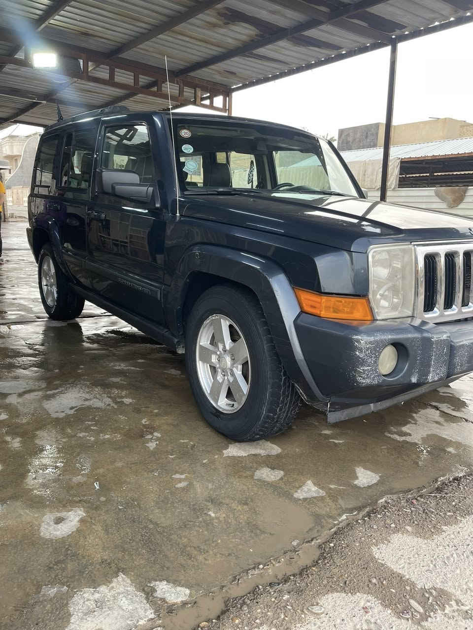 سلام عليكم جيب كومندو فول موصفات مكينه V8 
كفاله كير مكينه وصبغ 
ورقم مميز ٥٤٥٤ رقم صلاح الدين تحويل ثاني يوم 
اي استفسار على هذا الرقم *********** 
السعر ٩٥ بيها مجال وسياره واضحه بل صور وشكرا
