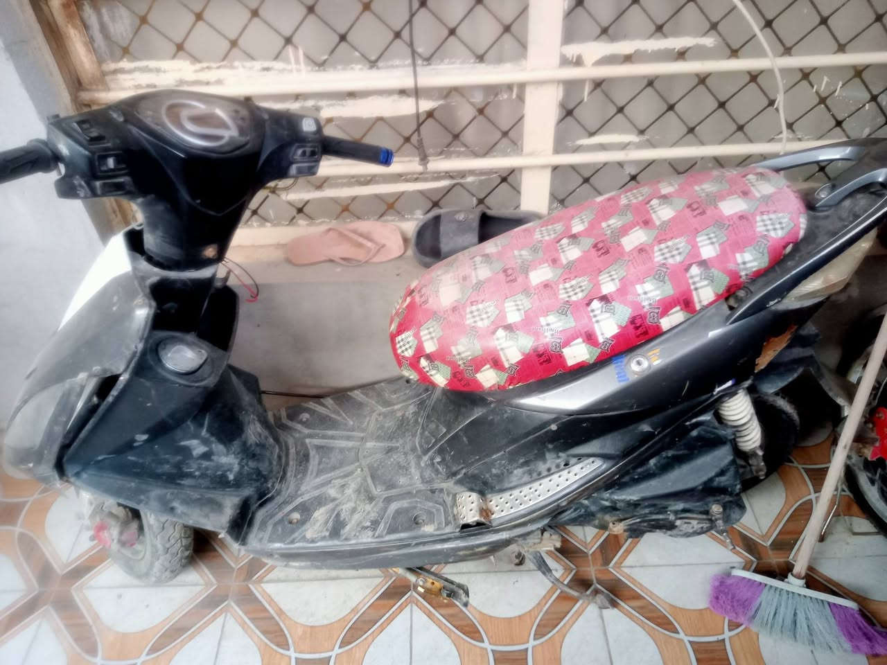 السلام عليكم دراجه للبيع 90الف وبيه مجال حك الجيه مكاني بعقوبة التحرير شغاله وبيه دخان ***********
