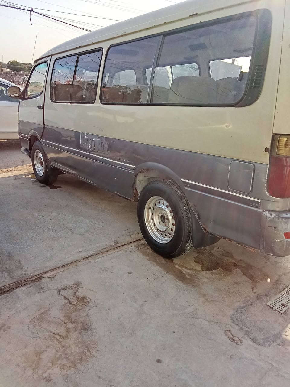 السلام عليكم للبيع فتون موديل2012 تفاصيل السيارة    ***********اتصل على الرقم
