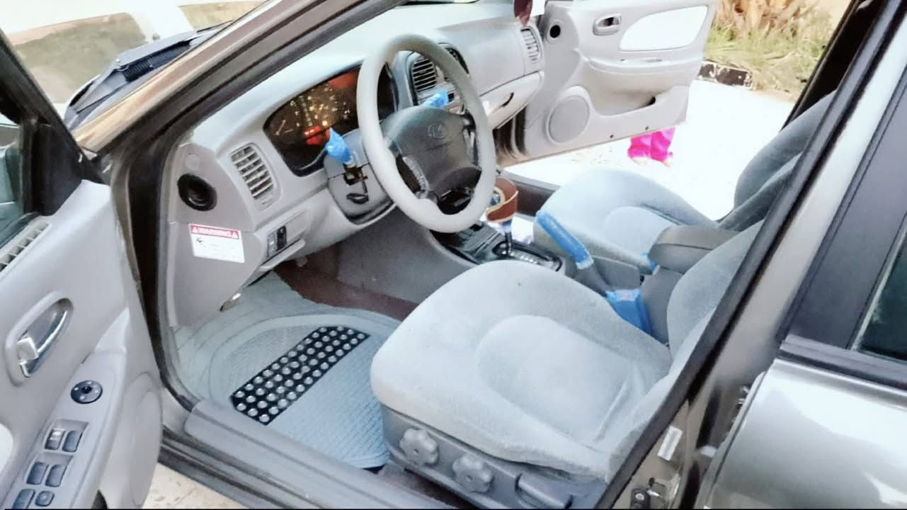 يالله سلام عليكم سوناته البيع كير اتوماتيك رقم بغداد انكليزي وبسمي تبريد ثلج شاشه وكامره ودمام مكينه وكير خير من الله صدر امامي خلفي جديد كهرباىياته كولهن شغاله مصبوغه صبغ درجه اولى السياره كولش حلوة وجديده غرفته جديده عارضه 63 الاستفسار الاتصال بل رقم *********** بغداد, العراق
