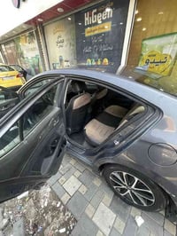 النترا وارد كندي السياره فول موصفات فتحه  بصمه  كشنات جلد  حساسات رادر...