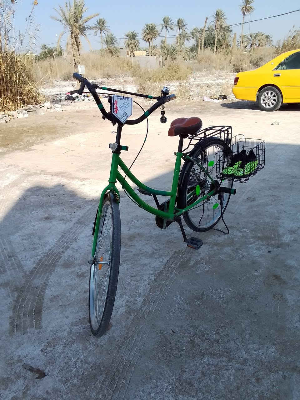 السلام عليكم 

باسكل للبيع حجم 26 
وياله جدد قفل سويچ 
تاير وچوب وره جدد
الباسكل لون سلفر مصبوغ اخضر 
جاملغات جدد
السعر 60 وبي مجال 
متواجد واتساب 
***********
مكان النجف الاشرف كوفه علوة الفحل قرب جسر الأمام علي
