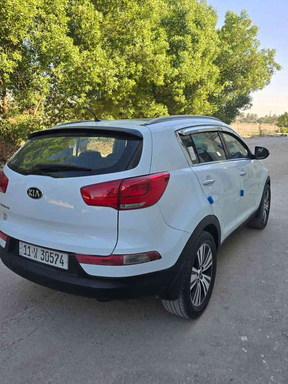 رقم بغداد انكليزي..بيع او مراوس
فول مواصفات
محرك 2.4 دوش 
بانوراما..
ارضيه تغليف جلد..
5 ويل كب...
بيهة صبغ المحدد بل صوره 
...***********..
العنوان بغداد..الوسفيه 
السعر ..149$
