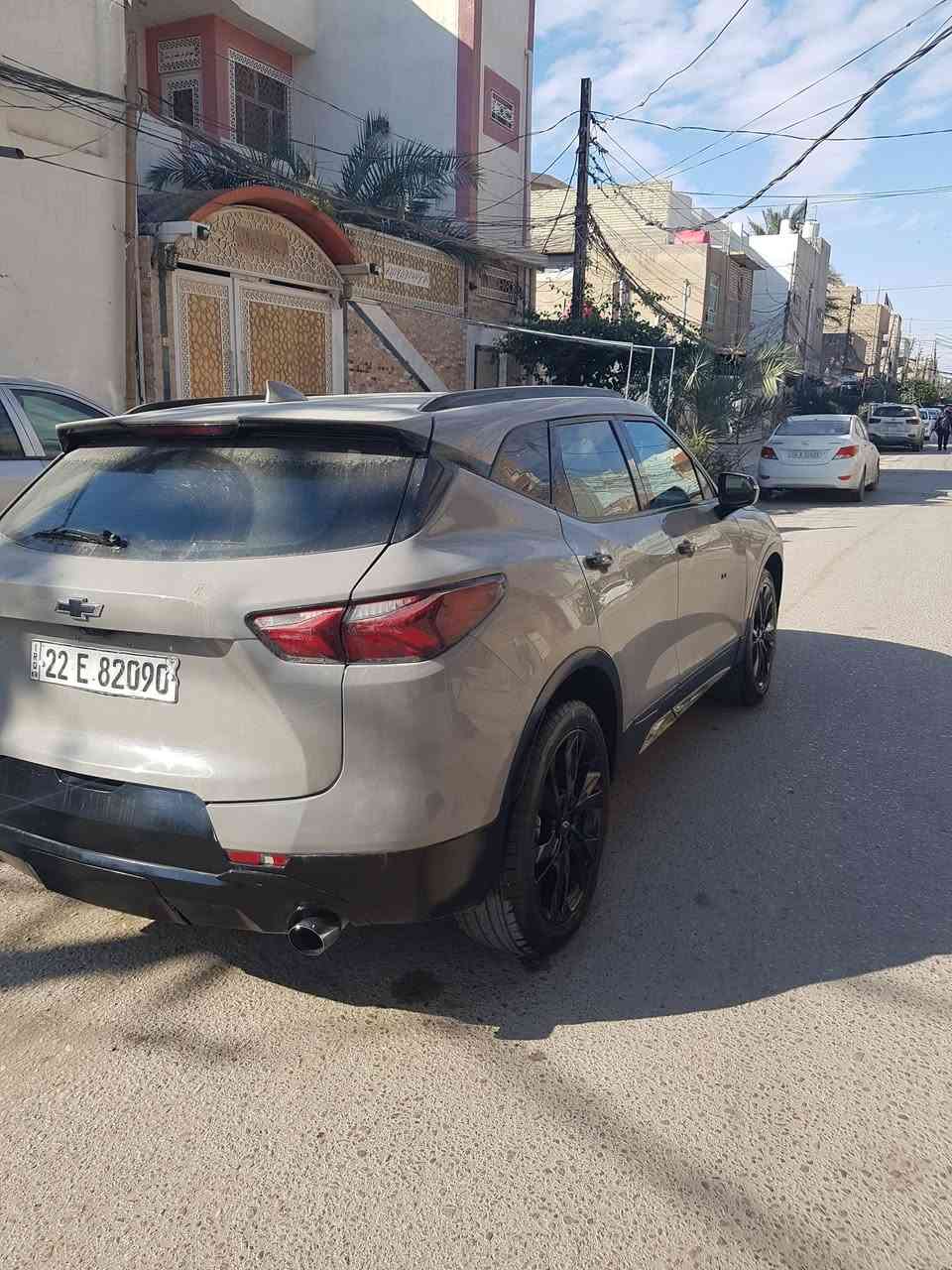 السلام عليكم بلايزر موديل ٢١ RSفول مواصفات سته سلندر ماشيه ٣٦/٠٠٠بيه خمس قطع صبغ وتبديل جاملغ خلفي رقم اربيل صاحبه كربلاء ابيع صبغ حزام اخوان حادثه بالعراق مكاني كربلاء ***********السعر ١٥٥ وبيه نواقص بسيطه
