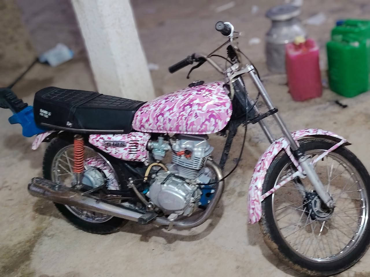 السلام عليكم  نامه حربي للبيع
 السعر ٥٥٠ وبيها مجال قليل 
حك  الجيه الاستفسار 0784176399


**إذا كنت صاحب هذا الإعلان وتريد حذفه لأي سبب، رجاءا أرسل رسالة إلى الدعم الفني**