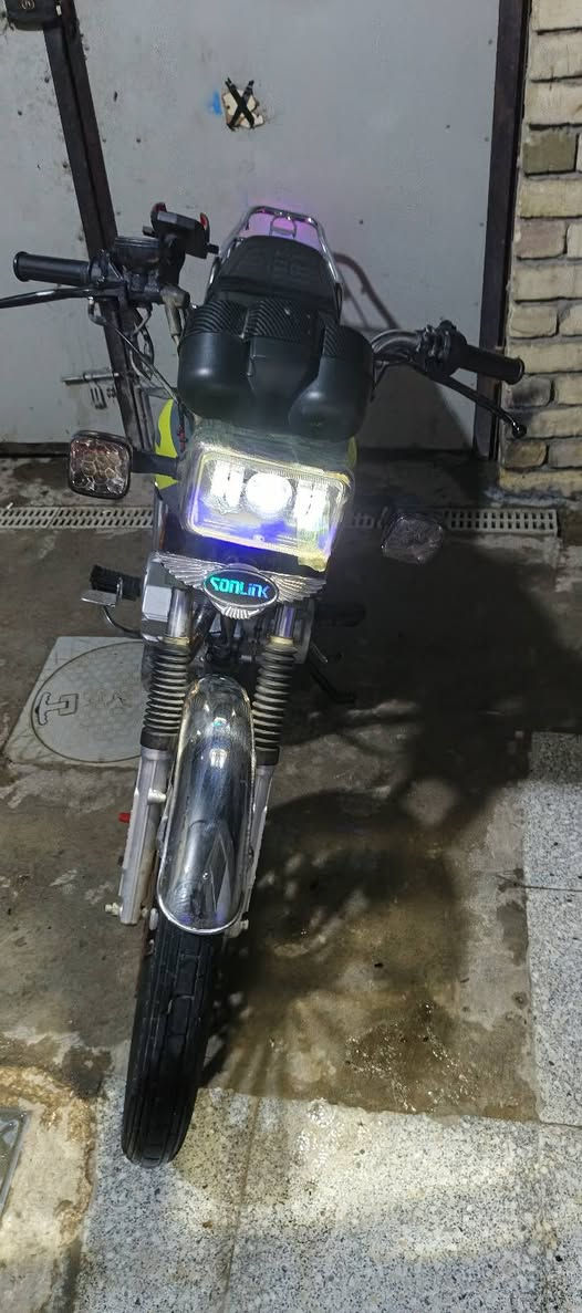 السلام عليكم دراجه ايراني موديل2025 سعره750 مكان بغداد الدوره رقم***********
