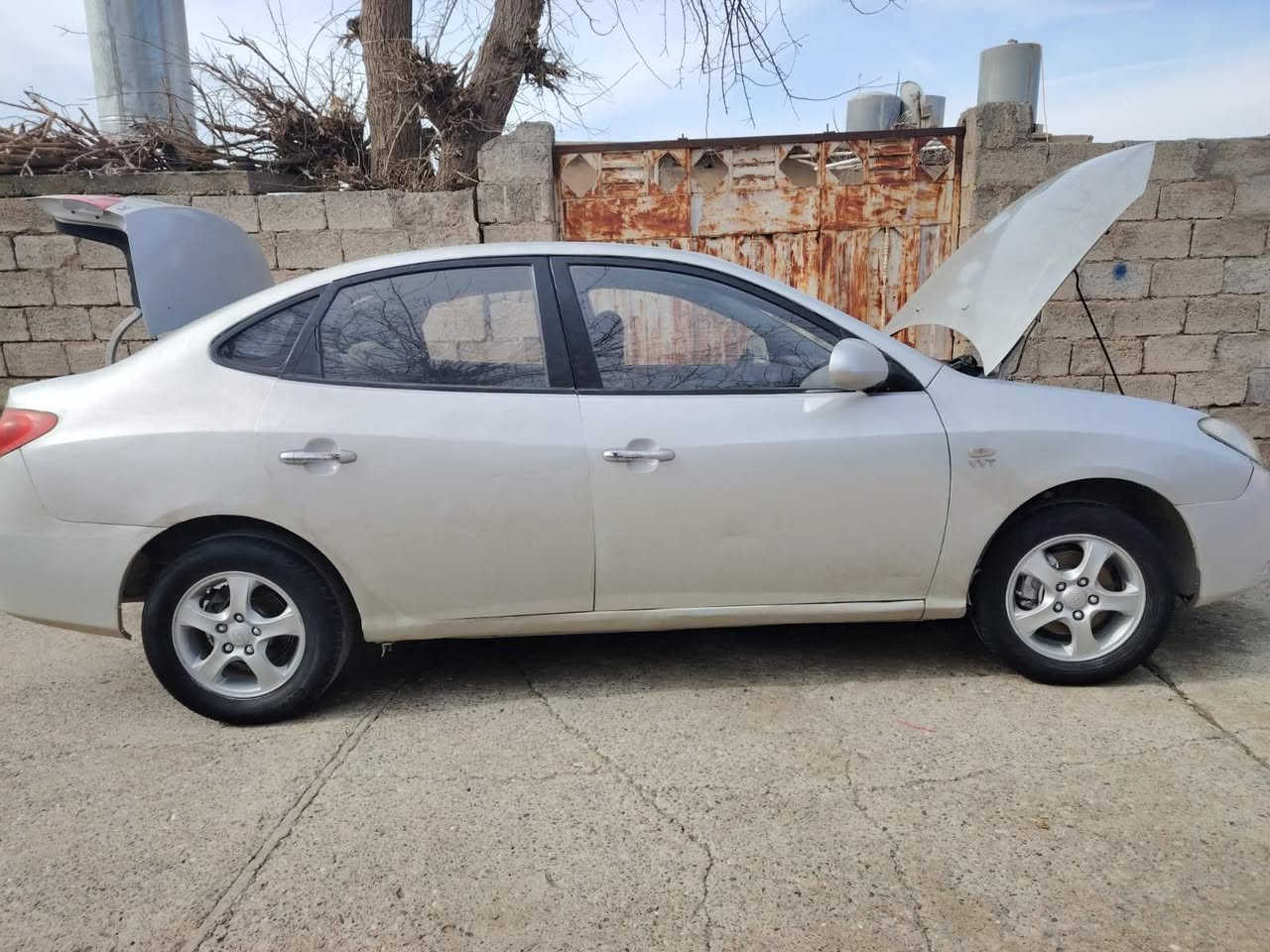 ئافانتی2008
سحری45گەڵەهەموشتی باشەرت شوین تەق تەق***********
