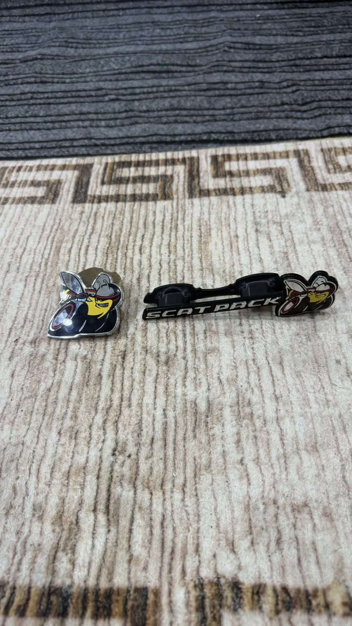 علايم نحله سكات باك اصليات فتح مع كفرات محرك يرهمن6400و 5700


**إذا كنت صاحب هذا الإعلان وتريد حذفه لأي سبب، رجاءا أرسل رسالة إلى الدعم الفني**