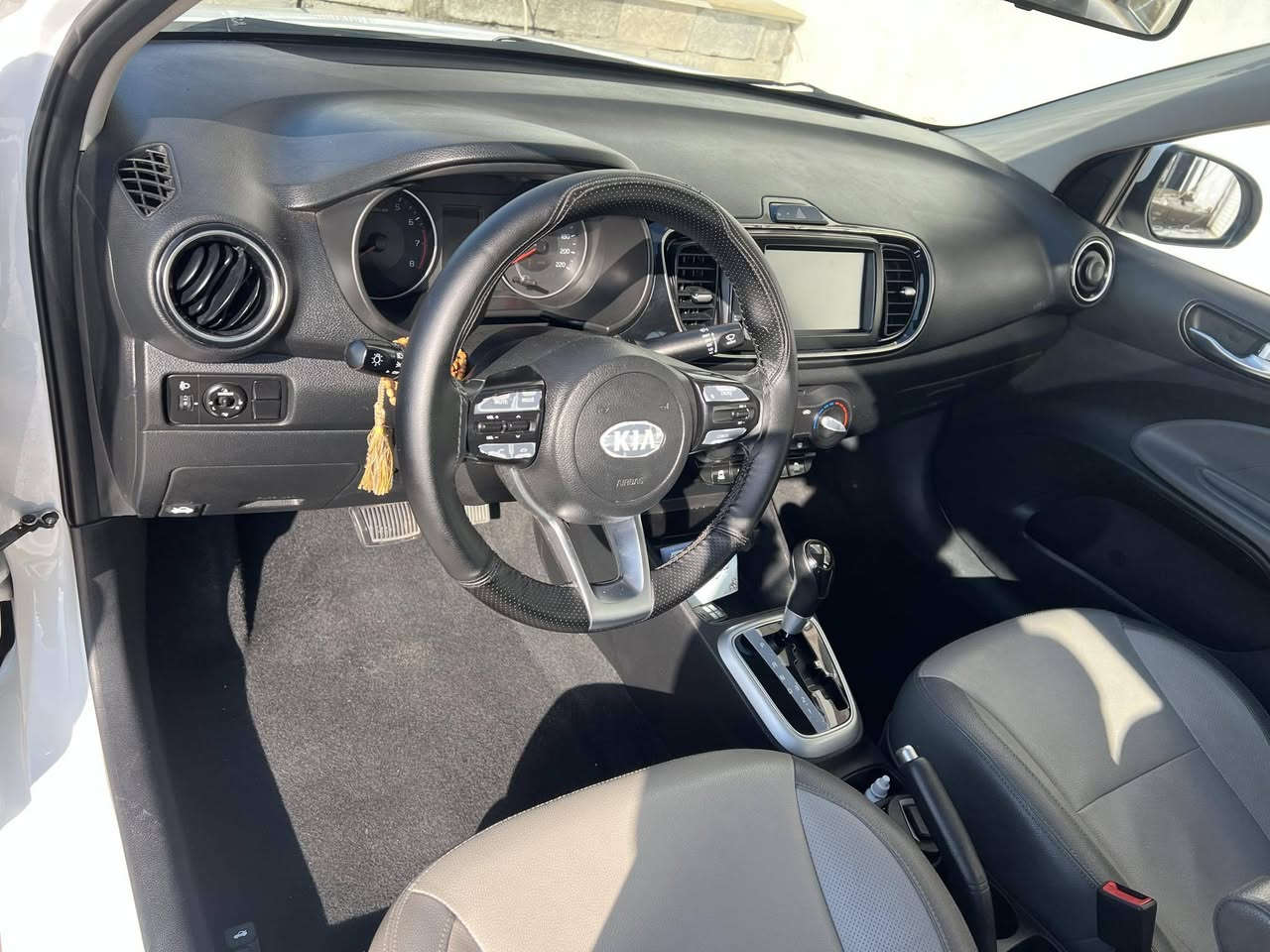 كيا پيگاز 2020
فوله  
سليده  
كار پله ي  شاشه گه وره
كاميره 
كوشن جلد
4 جام كا ره لا
بلاجكتور
اوتوما تيك  
ئا وينه اشاره ت

بى بو يا خ يه ك په له ساردى هه يه به شه رت
***********له سليما نيه

118$ مه عامه له
