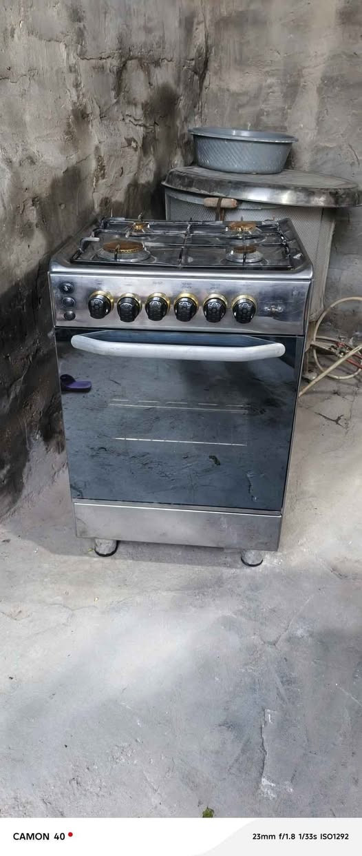 السلام عليكم طباخ فريش مصري للبيع نضيف نارة زركة شرط الفحص افران يشتغلن سوة جداحتة تشتغل السعر 80 وبي مجال العنوان كربلاء حي المهندسين مال حي العسكرية قرب كهربائيات النبراس *********** كربلاء, العراق
