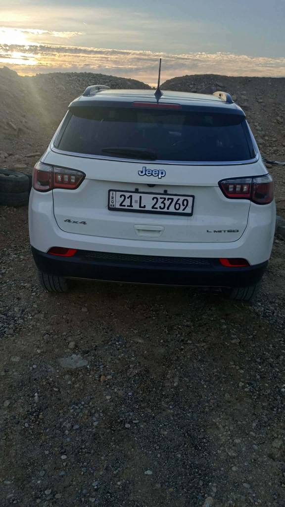 Jeep Compass
مۆدێل 2018
قەپات مواسەفات 
مەکینە 24
سلاید پانۆڕاما
ناوکرێمی
کوشن و سوکان هیتەر
(ABS)گێڕ عادی و تۆماتیک
ویل لمیتی ڕەش 
کامێرا و شاشەئایپادی گەورە 
بەسمەیە 
شەخالە
لەمسە
سەنەوی بەناوی خۆمانە ماڵی دۆست
دوو چامڵخی پێشەوەی بۆیاخە 
ئێرباگی سوکان و دەژبوڵی سیستەمە
شانەو کوشنیشی نەتەقیوە
تەنیا دوو چامڵخی بۆیاخە
گێڕومەکینەو تەقەو ڕەوقەو داروبەردی بەشەرتی ١٠٠فیتەر 

مشتەری تێل بۆ ئەم ژمارە بکات
*********** أربيل, العراق
