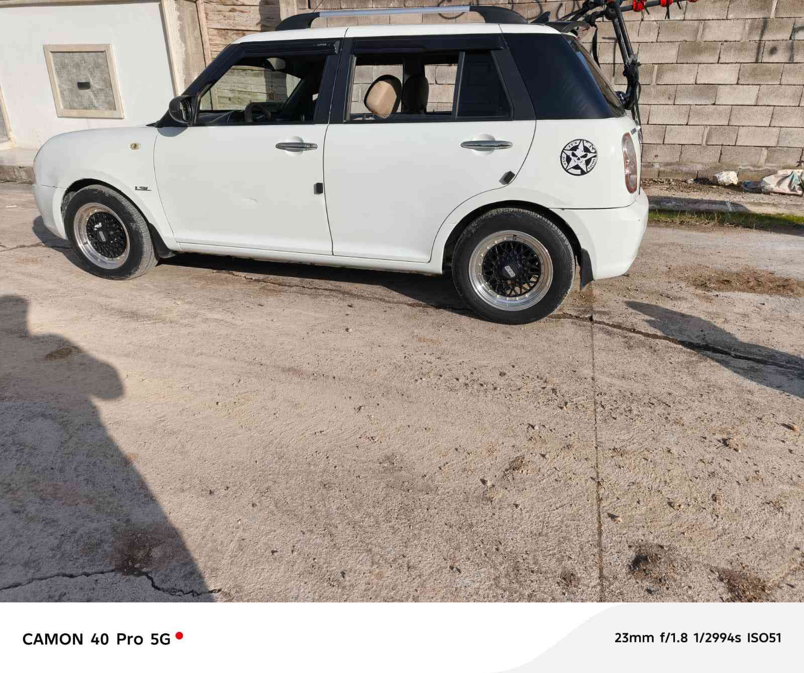 ليڤان مستر بين 2013
ليڤان بدون قطرة صبغ والسونار موجود بل منشور 
سيارة رقم بغداد جديد شرط تحويل 
السيارة سنوية 2030 والهزة جديدة 
السيارة جاهزة وميعوزها دينار مصرف 
السعر 49 وبيها مجال شي قليل 
***********
