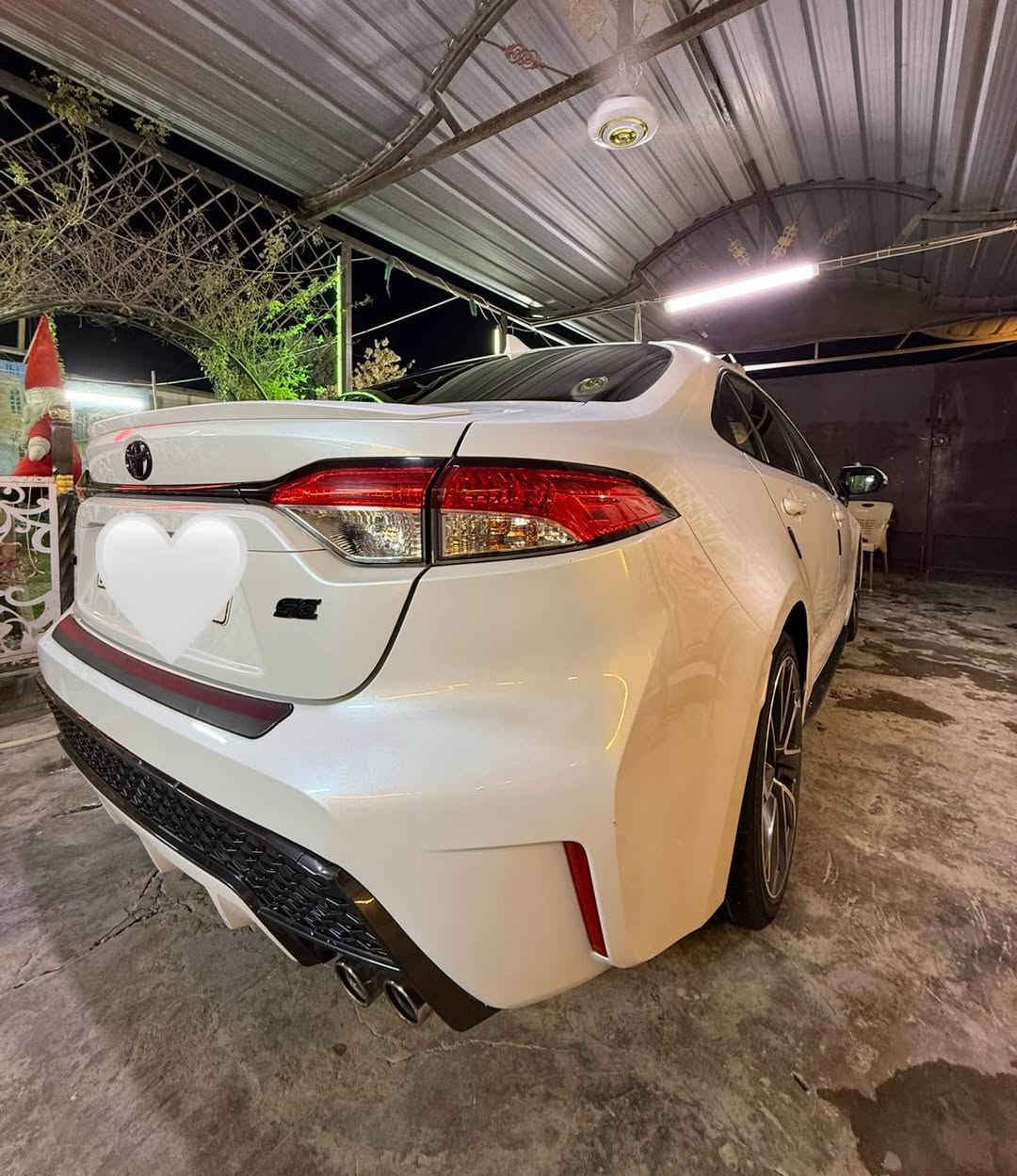 كورلا SE وارد امريكي ابيض موديل 2022 رقم بغداد باسمي ضررها جاملغ ايسر وباب السايق  
مواصفات SE معروفه 
محرك 2000
شفتات استيرن 
ويل كب كروم رياضي حجم 18
اوتو هولد ومانع انزلاق
نظام سبورت وتبريد بيانو منفصل 
سايد بريك بصمه واشاير مري
فول تحكم ستيرن ودشبول
كشنات حضن رياضي
شاشة اعطال ورادار امامي وخلفي
تحديد مسار وقيادة ذاتيه 
لايت زينون عالي ناصي 
سبايدر اصلي بلاد 
حجر صالنصه مكفول 
السعر 140 وبيها مجال 
*********** بغداد, العراق
