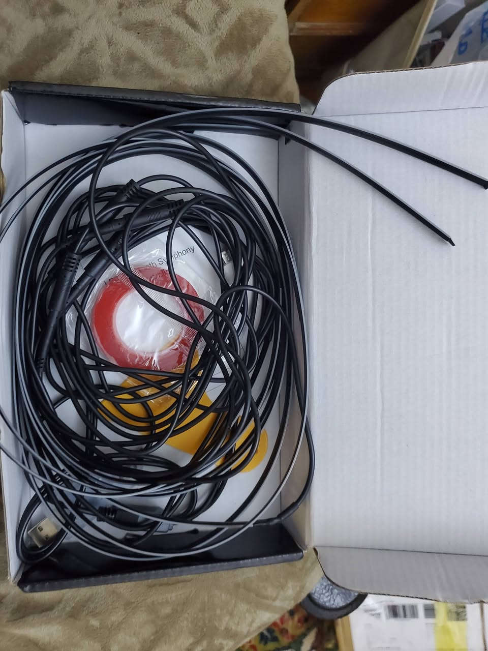 نشره دشبول مال سياره rgb ريمونت وبرنامج على الموبايل اربع قطع كل قطعه بطول متر تقريبا مودات هواي بيها usb بهذا الشكل


**إذا كنت صاحب هذا الإعلان وتريد حذفه لأي سبب، رجاءا أرسل رسالة إلى الدعم الفني**