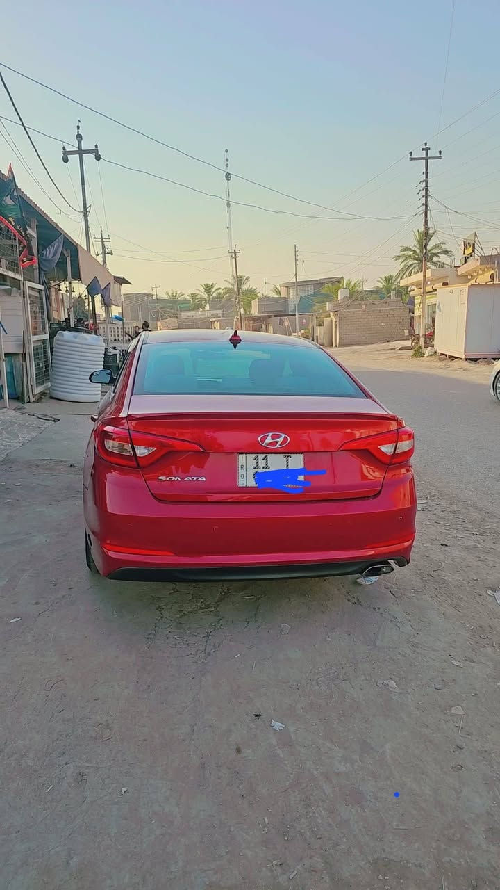 سوناتا امريكي ١٧
حادثه بنيد وجاملغ بس بارد
السياره مابيه صبغ ابد   
***********
بيه منضومه غاز 
رقم بغداد انكليزي 
السعر ١٠٠ قفل
