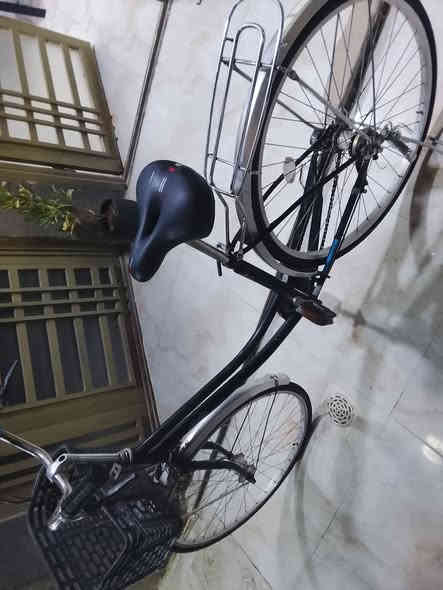 سلام عليكم باسكل بناتي حجمه 27 للبيع سعر 150وبي مجال رقم *********** وبي واتساب فقط
