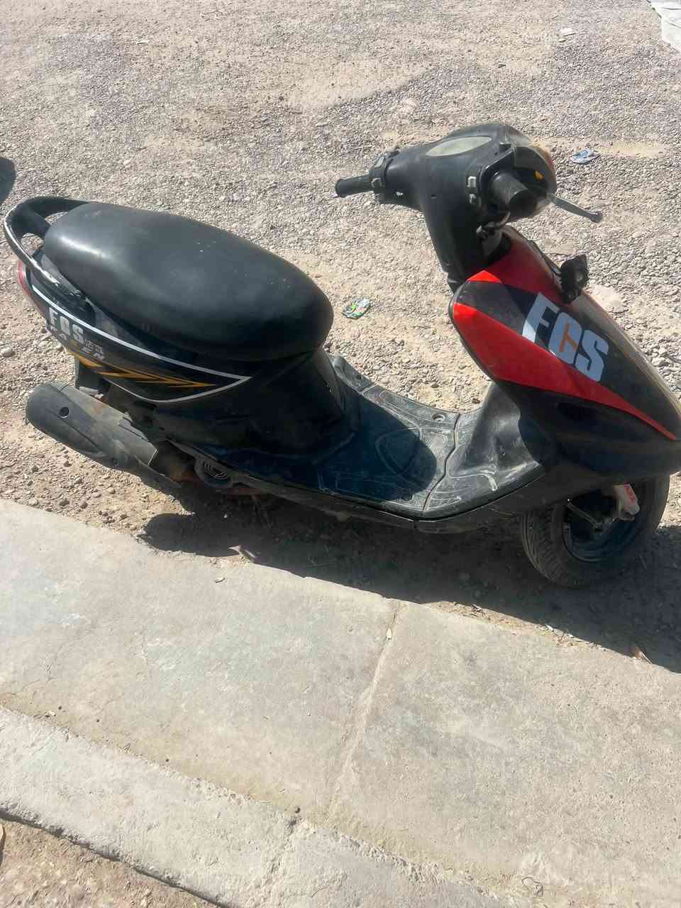 سلام عليكم ماكس قجمه كلش محركهه نضيف وسلف وهندر شغاله لبيع سعرهه ٢٧٥ الف وبيهه مجال كلش قليل مكاني مدينه الصدر رقمي *********** كهربياتهه كلهه شغاله
