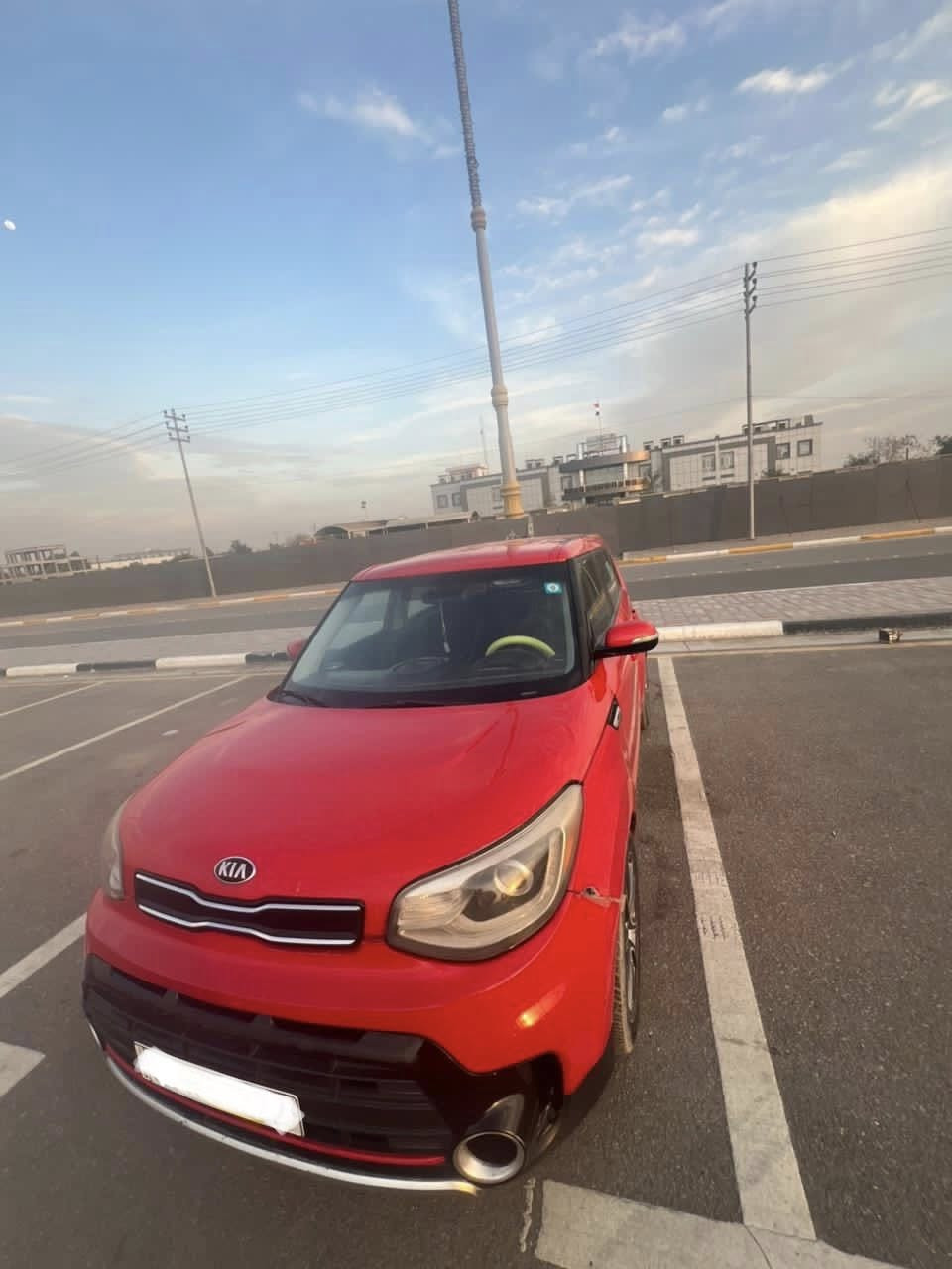 السلام عليكم كيا صول موديل 18 للبيع او مرواس نص فول الضرر 4 قطع صبغ بدون تبديل حداديه جديده ستوني شادهه هزه جديده السياره جاهزه ونضيفه عوزهه ترتيبات بسيطه كلش السعر 110 وبيهه مجال بسيط جدا للشراي للتواصل ***********
