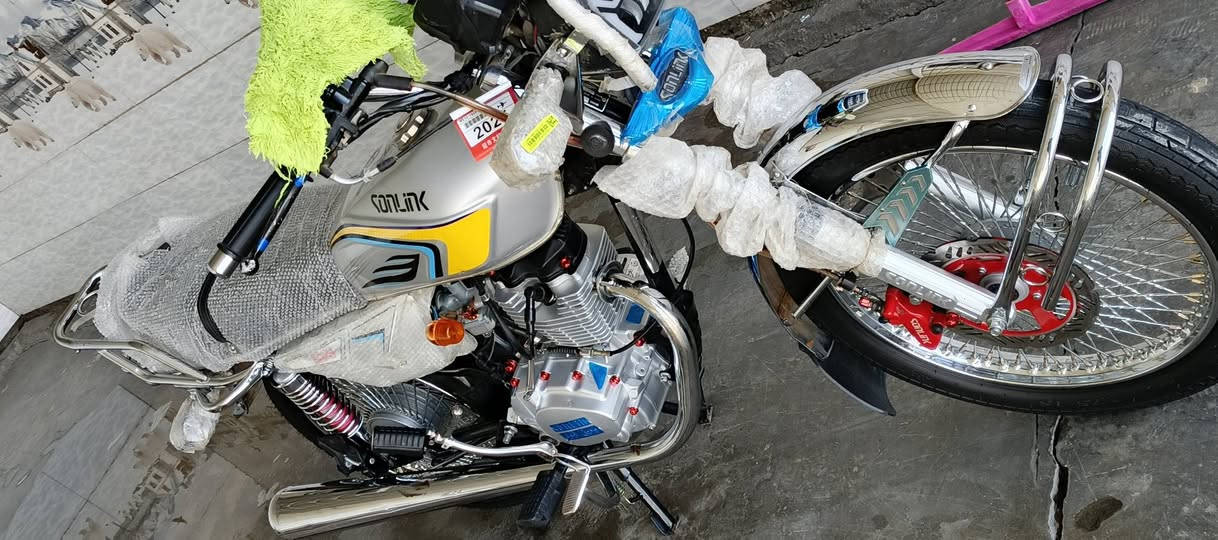 سلام عليكم دراجه تايكر موديل 2024 اوراق دراجه احلاا من الصور وما تعبانه ابد المكان صويره رقمي لاستفسار ***********
