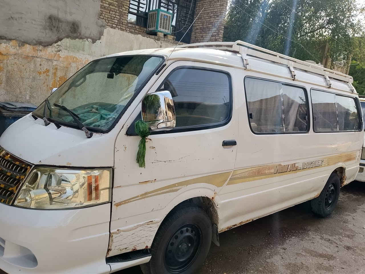 السلام عليكم فتون موديل ٢٠٠٩السياره جاهزه السعر ٤٥
مكان بغداد للاستفسار الاتصال على الرقم ***********
