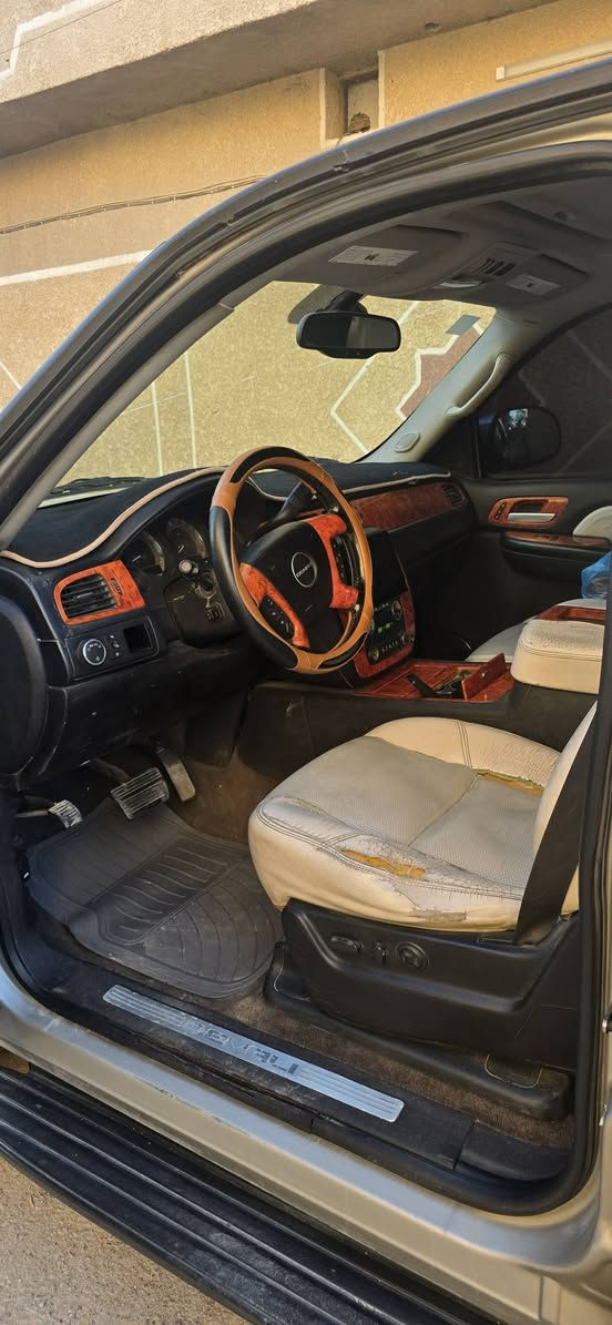 جمسي 2010 ادوات مكفوله من الكص والضريب بيها ضبغ 3 قطع كير محرك مكفولات صدرها نضيف داخل كلش نظيف بيها شوي كشن الستيق بي تشقق ااسياره داخلها جلد سعرها 60وبي مجال مكان السياره محافظه ديالى الخالص


**إذا كنت صاحب هذا الإعلان وتريد حذفه لأي سبب، رجاءا أرسل رسالة إلى الدعم الفني**