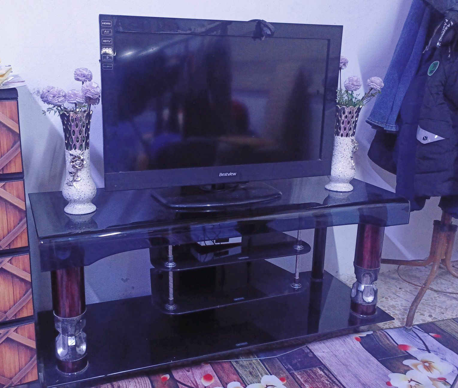 شاشة مع الميز مالها للبيع شغالة شرط
السعر ٥٠ ألف


**إذا كنت صاحب هذا الإعلان وتريد حذفه لأي سبب، رجاءا أرسل رسالة إلى الدعم الفني**