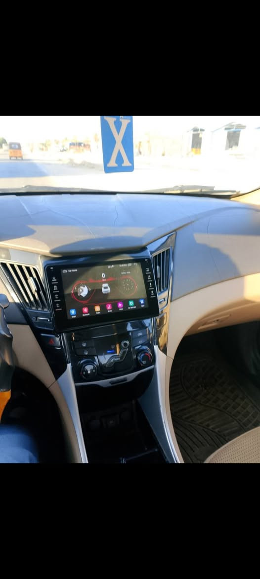 سوناتا 2011 خليجي جديده السياره وكفاله من الصبغ والضربه فقط بارد جدأ قليل كير ومكينه  تخم تاير تبريد كل مكفول رقم شمالي ماناقصه برغي سعر 112 مكاني الحله القاسم ع ***********
