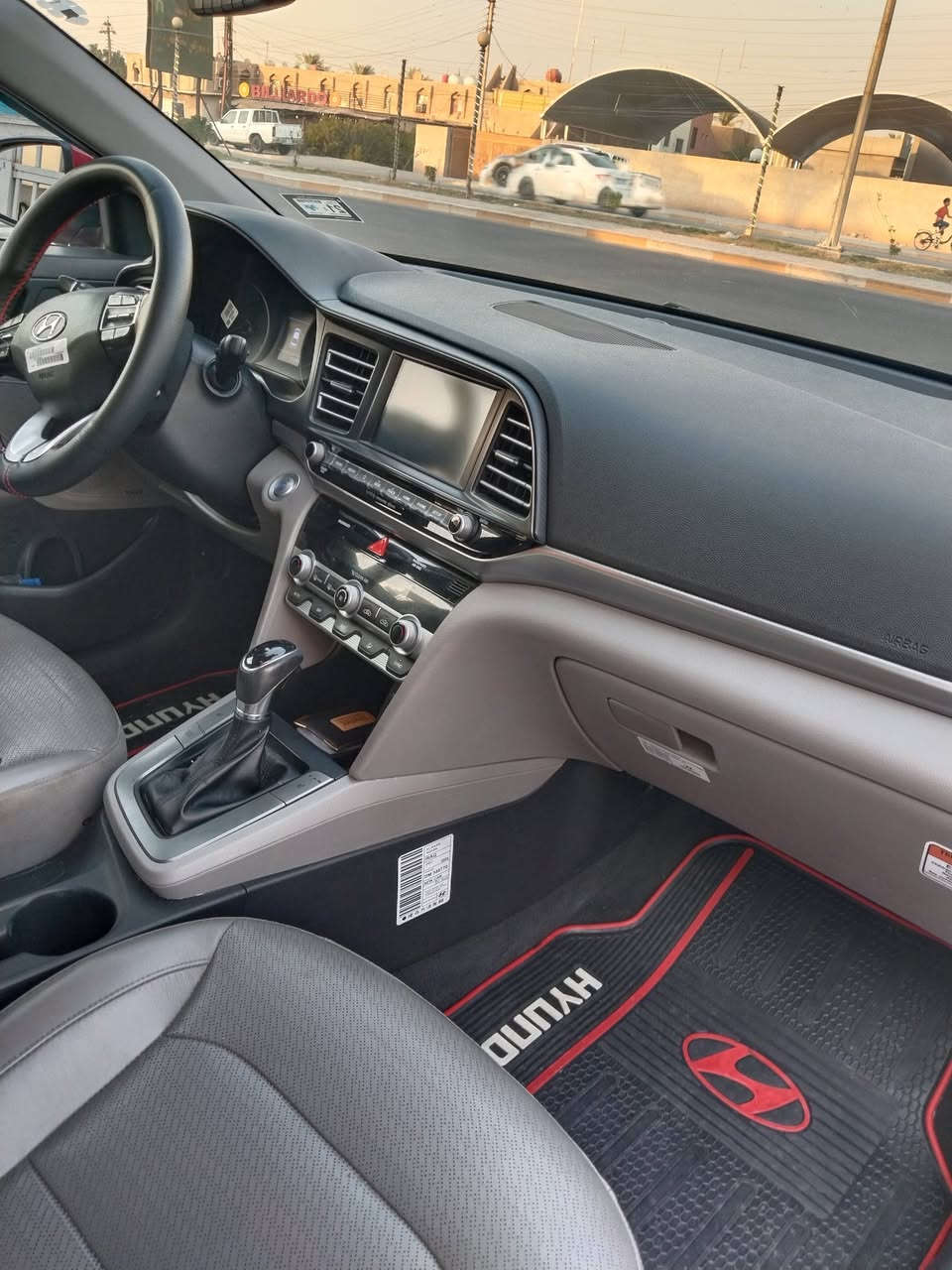 يالله / النترا امريكي 2020 فول لمتد ضرر باب السائق والورا مبدل سيارة جديدة كشن جلد تدفئة اشاير بالمري رادار 360 درجة توقف ذاتي قيادة ذاتية لايت خمس عدسات ترحيب صندك ذكي هواي بيعة مواصفات السونار موجود رقم اربيل الدولي ماشية 78 الف// السعر 146 وبيه مجال تريد تحويل وكالة مباشر // *********** *********** مكان السيارة بغداد المدائن
