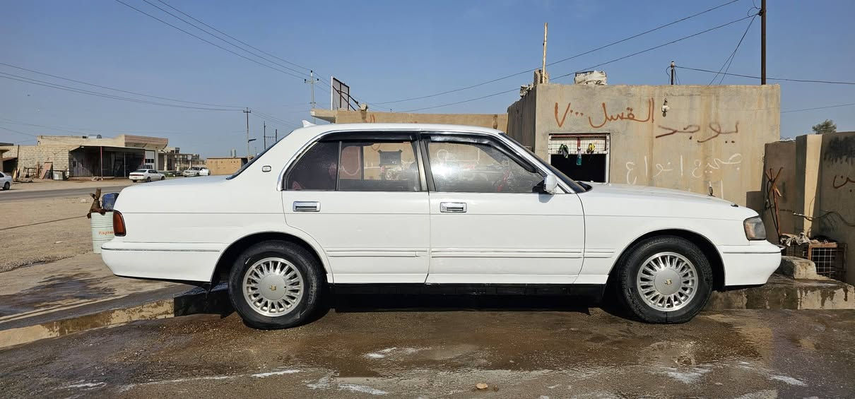 ارنب محور طويل مودل 92 اكسل ثلث قطع  بدون صبغ سياره بيه شرح تكمه منل داخل شرط بس رقم جديد هزا جديد بسمي شرط تحويل ول غرامات محرك ثنين ونص *********** زين ***********
(سعر 58 )
