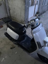 دراجه للبيع كفاله عامه الاستفسار اكثر اتصل على رقم 07725696935