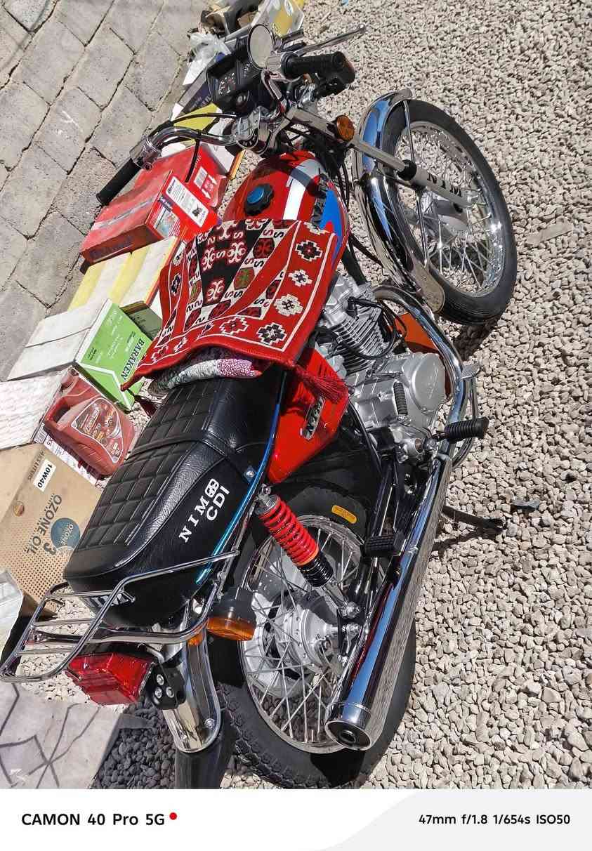 السلام عليكم دراجه للبيع موديل 26 السعر 700 وبيها مجال(***********)
