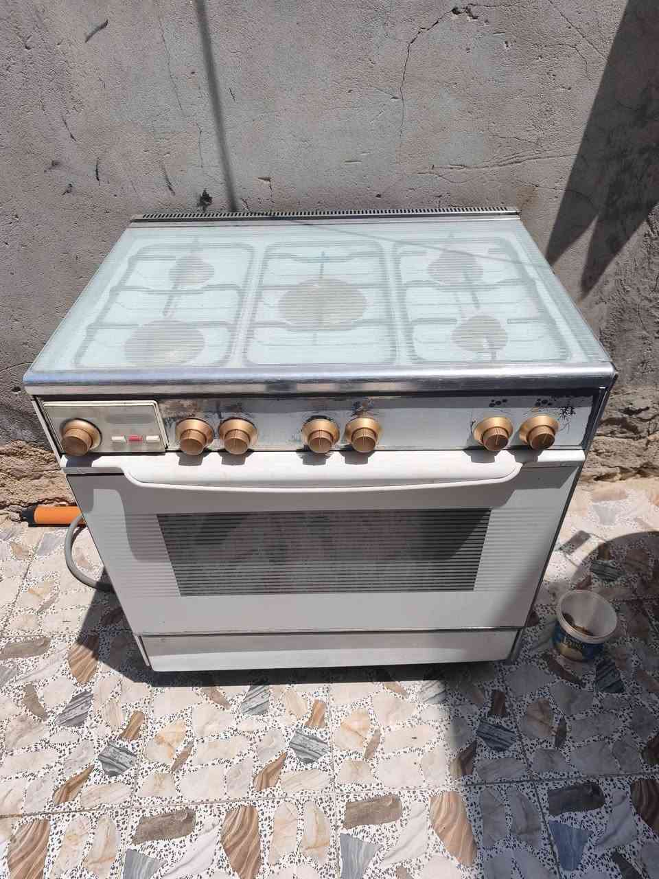 طباخ تكنو كاز مصري  شغال ع فحص كل نقص مابيه جاهز     120
***********
