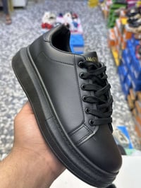 حذاء رجالي • جلد درجة اولى • ٤٠-٤٥