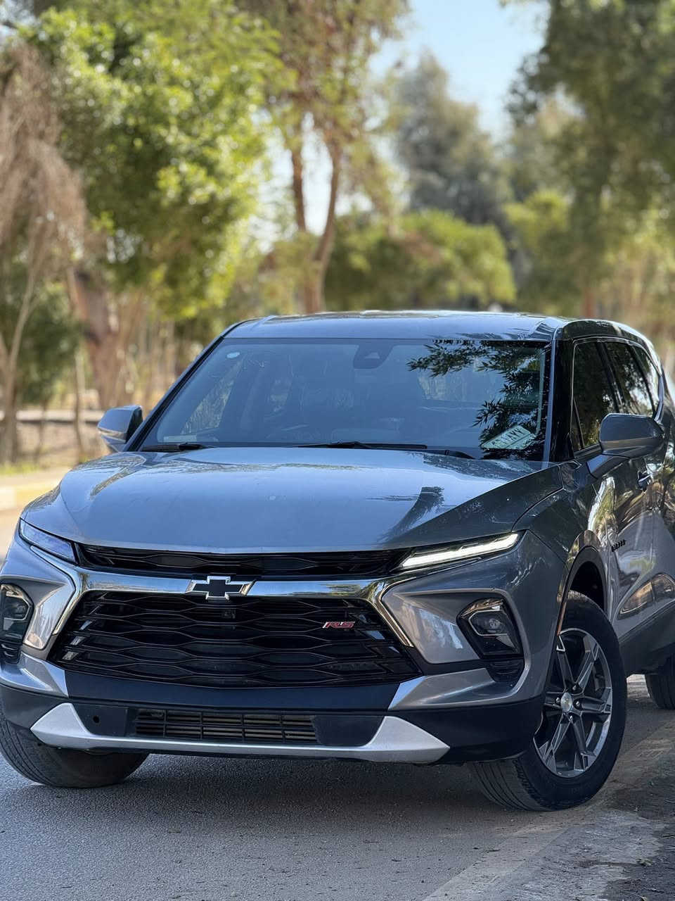 السلام عليكم 
بلايزر 2023 دخول جديد بدون رقم تترقم جميع محافظات العراق 
مكينه 2000تيربوً 
ماشيه 23mi 
السياره بدون صبغ ولا تبديل ليبل واحد 
صور الضرر مرفقه بالمنشور 
لاستفسار /*********** 
السعر 193 وبي مجال 
موقعها / بابل _لمسيب
