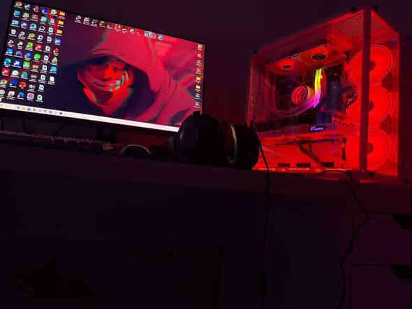 بيسي كامل للبيع
GPU:3070Ti  i game
CPU:R5 5600X
MB: B450M_A asus prime
Ram: 16gb 8*2 3200 team group 
Cooler:game dias 240mm مائي
storage: ssd m.2 1tb lexar
 Ps: segoteb 650 +80gold
case : alexander weise 701
سعر 900 الف

الملحقات :
Logitech Hero 502 ماوس
K617 RED DRAGON كيبورد
ماوس باد

الشاشة :
aoc 
27 inch
ips
1ms
1080p
سعرهن 250 الف

تواصل واتساب فقط ماعندي ماسنجر لاتتصل بروح امك 
***********
مكاني بغداد والحاسبه بميسان وتوصيل موجود وبنشماركات موجودة فحص كامل اونلاين او تريد تجي لميسان للكحلاء تفحص بالبيت
