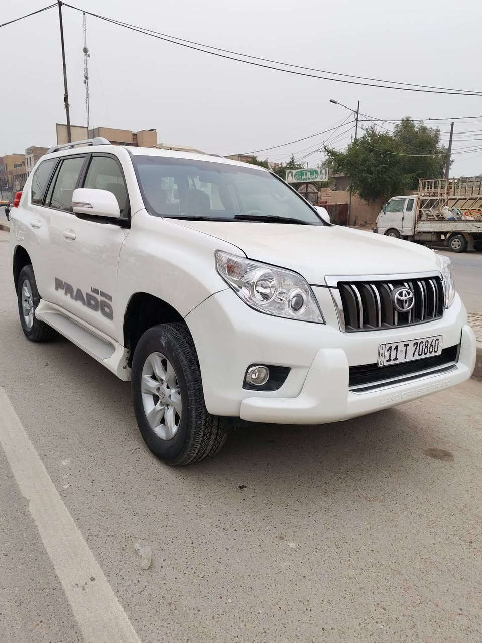 برادو 2011 خليجي مكفوله كفالة عامة لا ضربه ولا صبغ فقط بارد في جاملغ الامامي السونار في المنشور لون ابيض لؤلؤي
السعر 210$وبيه مجال حك جيه بسمي شخصيآ
مواصفات نص فول مكينه ٢٧٠٠ شاشه كبيره اندرويد تبريد لمس ثلاجه داخليه مري شفط تحكم ستيرن كامره خلفيه نضام ايكو اقتصاد بانزين مانع الانزلاق حساسات خلفيه اشاير بلمري ٧ راكب ٣قطع تبريد فورويل درايف داخل بيجي وبيها مواصفات اكثر سياره ماشيه ٢٨٦ سياره رقم بغداد جديد هزه وفحص جدد سنويه ٢٠٣٠ تحويل ثاني يوم عنوان بغداد 
للستفسار ***********
