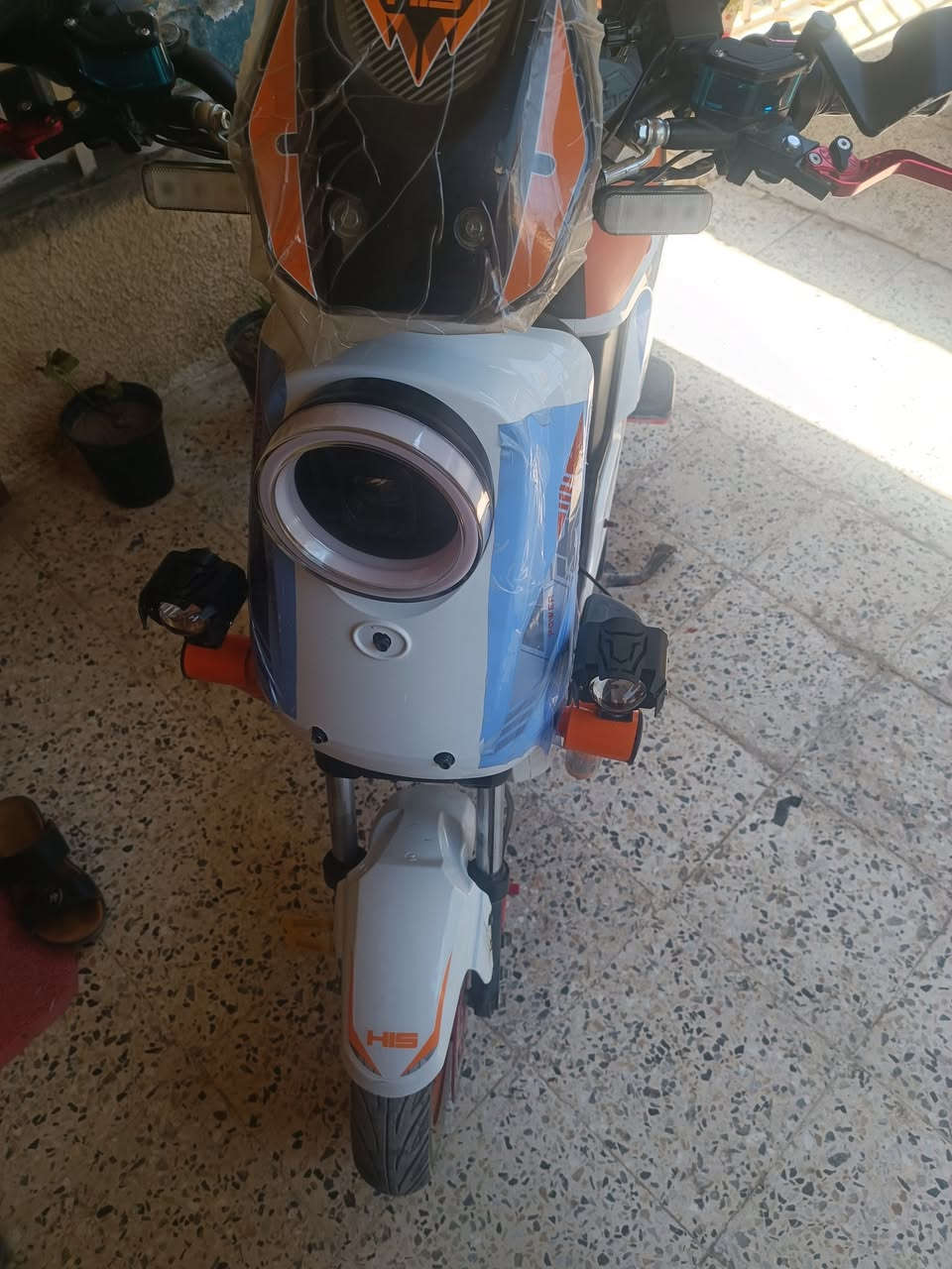 دراجة شحن للبيع h900 نضيفه سنة من مشتريه ديالى بعقوبة ***********

