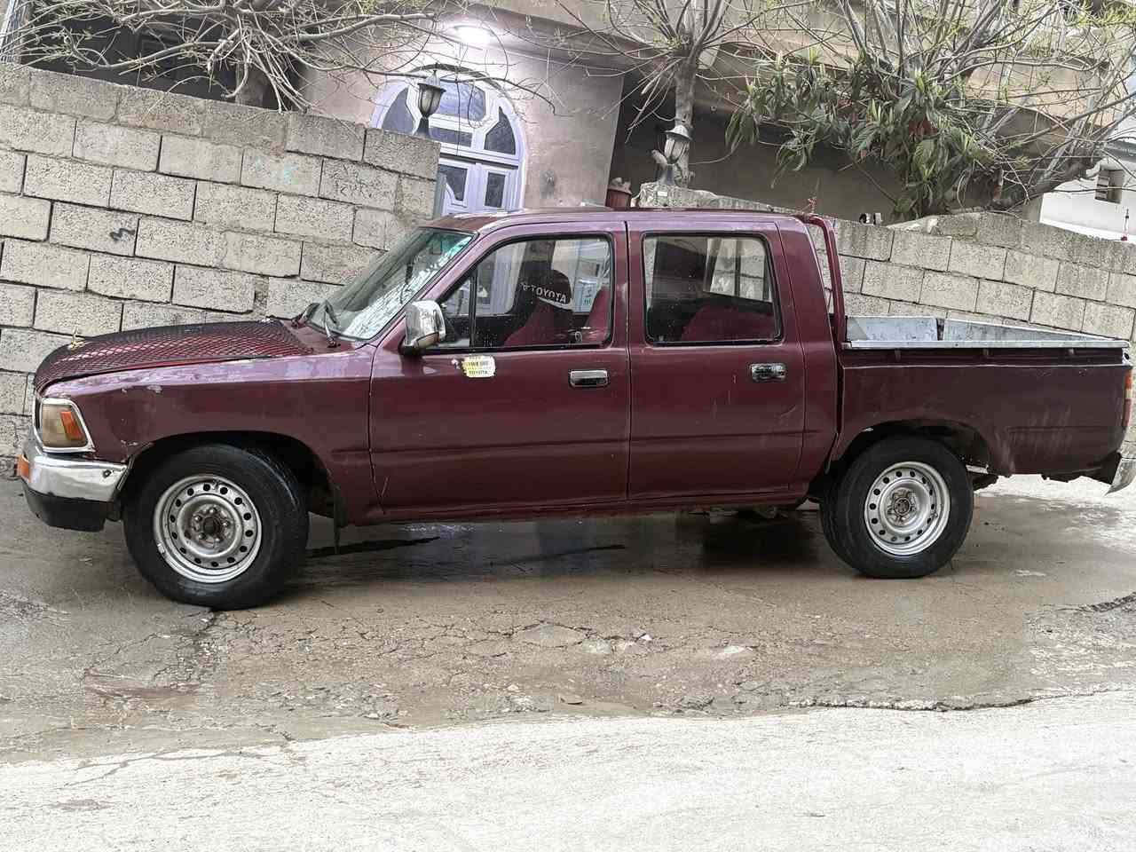 توێتا پیکاب مۆدێل ١٩٩٠
ئاڕم پلاستیکی هەولێر 
مەکینە 3Y شەش گێڕ 
بە شەرتی مووس و بڕاوە  
نرخی ٢٩ گاڵاو معامەلە  
0773 699 2718
