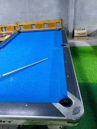 يلن للبيع حديث نضافه ٩٠ بل ميه جديد بغداد  07707797863