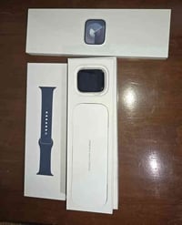 ساعة ابل الجيل التاسع حجم 45 لون تيتانيوم بطارية 100 نظافة 99‎%‎ كامل ...