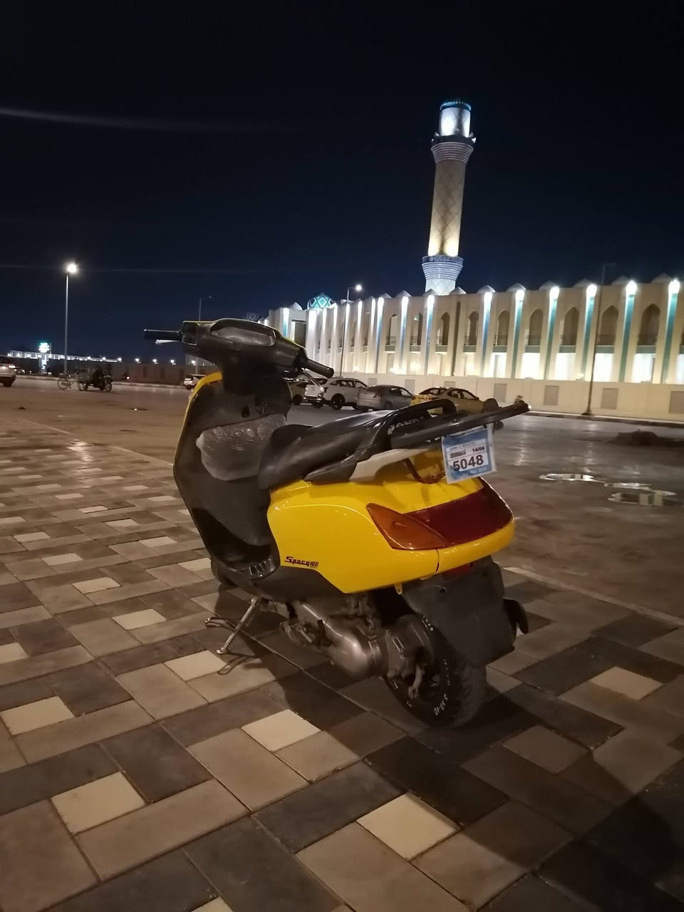 للبيع سبيسي ياباني نضيف فول  سلف شغاله هندر شغاله شاير شغاله  هورن شغاله تاير جديد مكينه جديد  المكان كوت طشاش ***********
