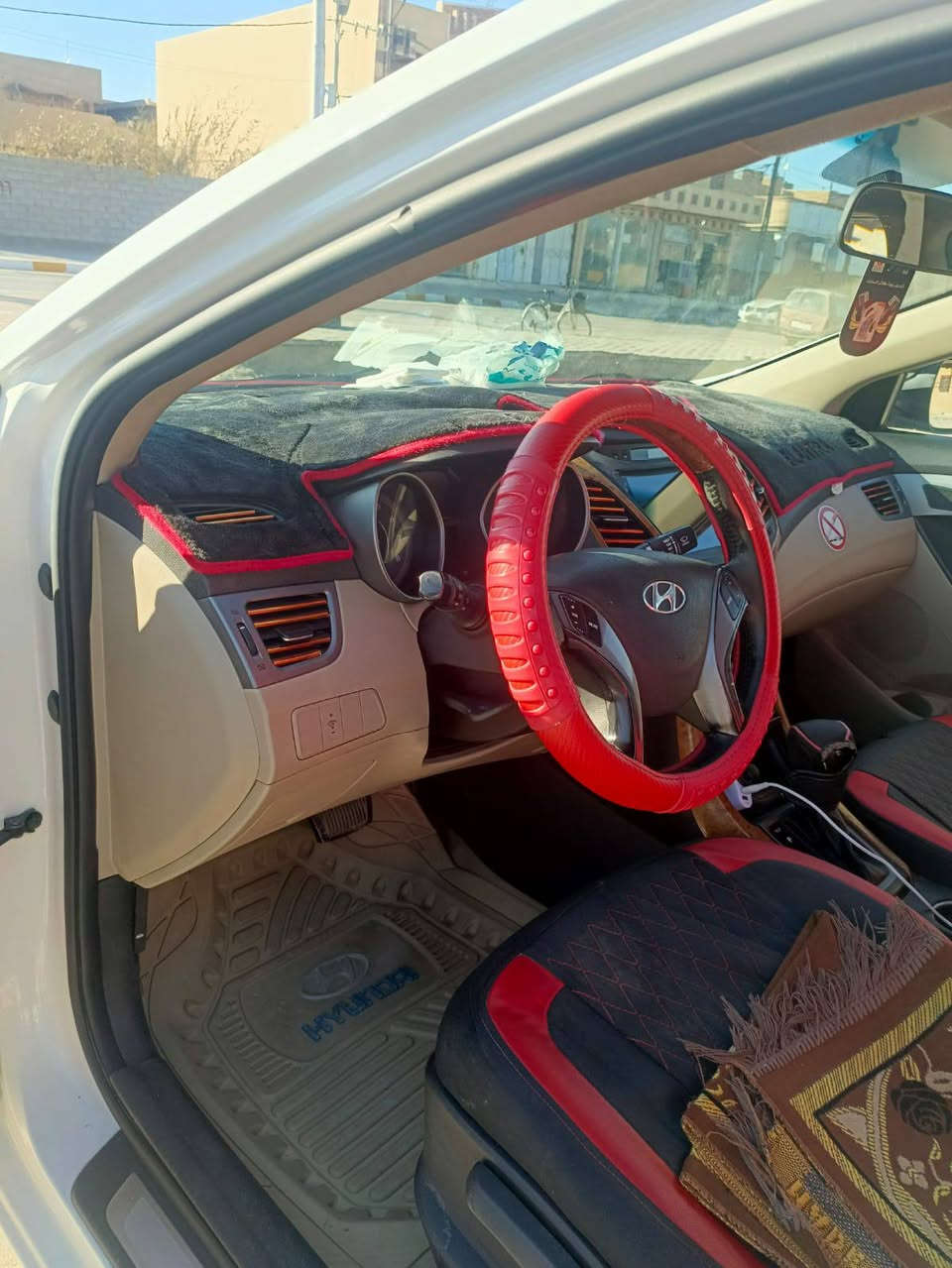 السلام عليكم / للبيع هونداي النترا وارد خليجي موديل 2016 رقم بغداد محرك 1800 نظيف گير نظيف فوول مواصفات صبغ چاملغ امامي بدون ظرر او دواخل تبريد شغال تدفئه شغاله تخم تاير السياره احلى من الصور السونار مرفق مع الصور مكان السياره الانبار فلوجه الاتصال ع الرقم  (***********) ك (***********)للبيع فقط يعني ماااراوس مكلف بالنشر  السعر   130 وبيها مجال للشراي
