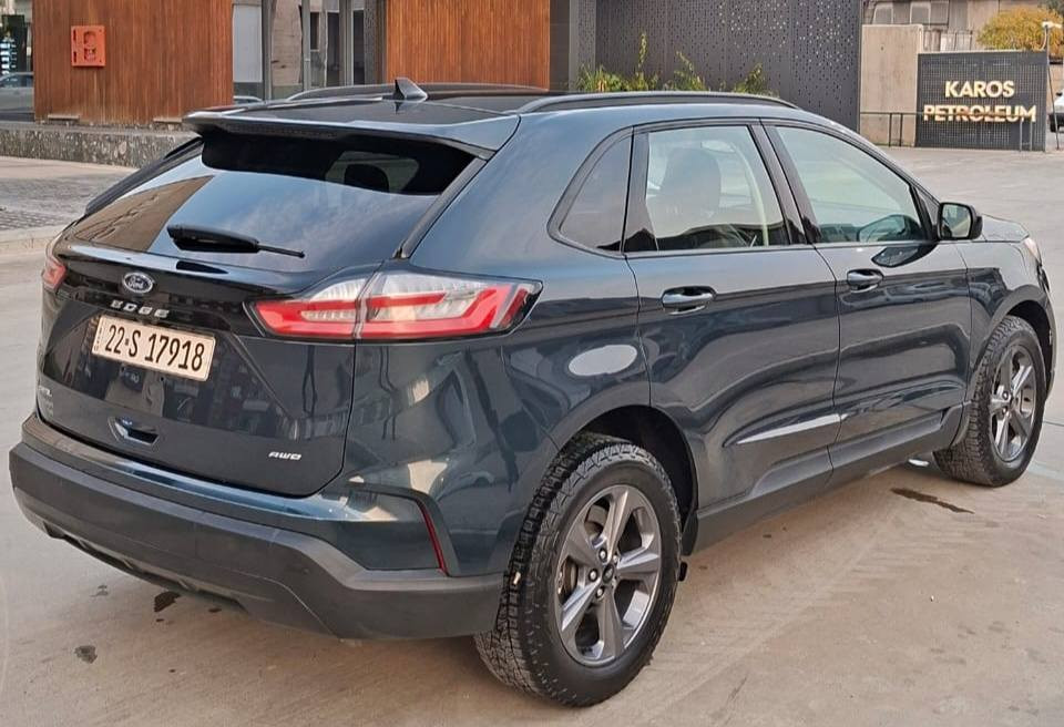 فورد ايدج 2024 مواصفات SEL دفع رباعي ترقيم جديد بسمي السيارة حجم المحرك : 4 سلندر (2.0L) ماشية31 آلف  مايل 
"ملاحظة السيارة بدون صبغ بدون تبديل بدون ايرباك رقم شاصي موجود بالمنشور 

💎 ســعــر ✅ ::  الــرد تلقائي📮

المواصفات : SEL
داخل لونين
دبل اكسل AWD
بصمات ابواب  
شاشه سوني لمس كبيره 
كراسي تدفئة  
كراسي امامي كهربائي  
كراسي جلد  
حساسات خلفية 
تشغيل عن بعد 
تحكم استيرن جهتين 
منافذ  امامي و خلفي USB +Type-C
بصمة ترحيب بلاجيكتور 
تبريد خلفي 
رادار  امامي وخلفي 
كاميرة خلفية 
كشافات اوتو ستوب 
بعد هواية مواصفات السياره حيل نضيف جاهزه هزة فحص رقم سنوية جديد بسمي السيارة مكاني سليمانية 

رقم صاحب السيارة 
 ***********
