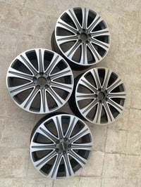 ويل مارسيدس حجم 19 اصلي   جديد جدا   السعلر 600$  للاستفسار 0778000618...