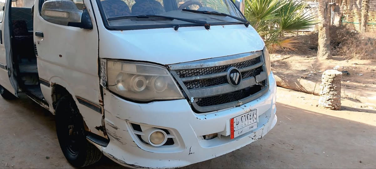 سيارة فتون موديل 2015 فراشة سنويه بسمي وتنتهي 2028 سعر 40 وبيها مجال
الرقم *********** 
سوق شيوخ
