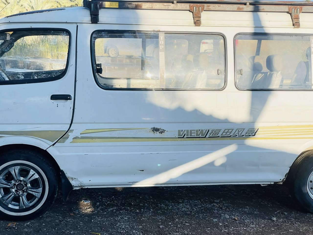 سلام عليكم شباب فتون للبيع 2009 نظيفة للبيع السعر 32 وبيها مجال عوزها اشوية ترتيبات مصفرة صربية هيئة ما مسجلة وعليها غرامات مليون عندنا وكالة و راعيها موجود ويحول شواطي نظيفة مكان سيارة ديالى مقدادية ***********
