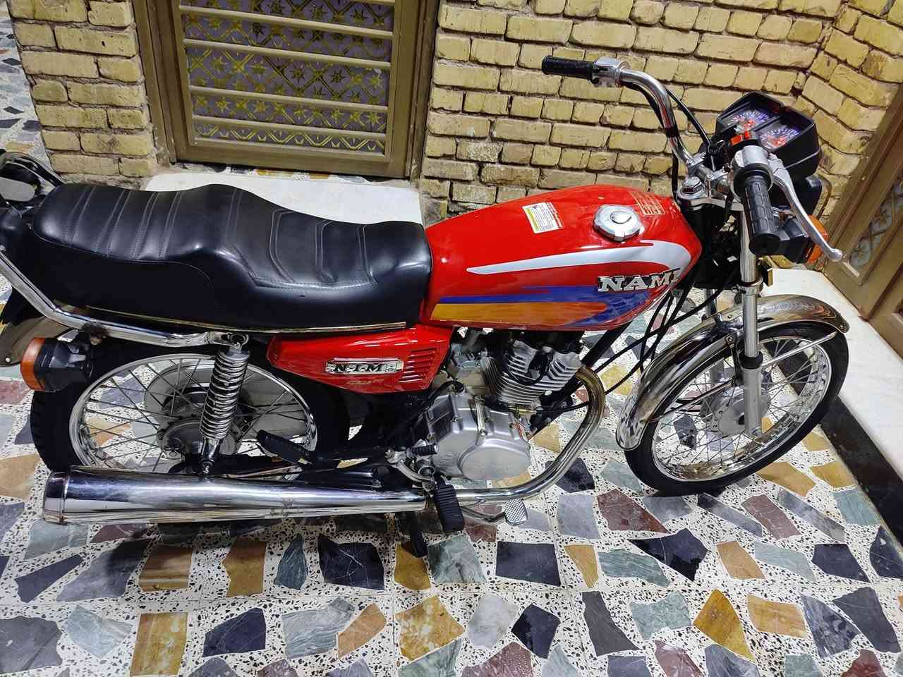 سلام عليك
ماطور للبيع شاصي عشرين ارشه 
تعمير 25 اصلي بيه مكينه سيجي نامه اصلي 
ماطور انضف من صوره سعر 850 وبيه مجال 
الاستفسار ***********
